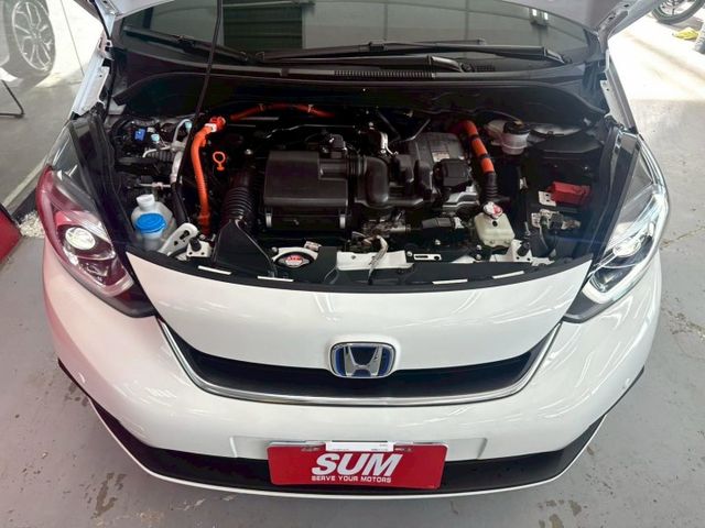 2024 HONDA FIT HEV僅跑3萬 IKEY 摸門 ACC AEB 恆溫 車道維持輔助 車道變換輔助 車道偏離  第5張相片