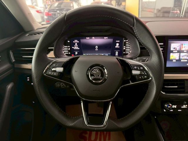 2022年 Kamiq 1.5 TSI 豪華菁英版 IKEY免鑰匙 盲點 倒車顯影 ACC跟車 電動尾門  雙區恆溫  第13張相片