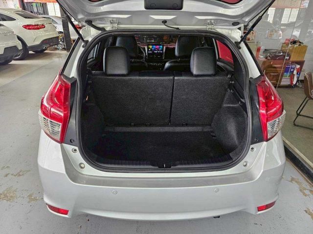 2015年 YARIS 經典版 魚眼頭燈 安卓機 行車紀錄器 倒車顯影  第6張相片