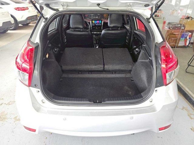 2015年 YARIS 經典版 魚眼頭燈 安卓機 行車紀錄器 倒車顯影  第7張相片