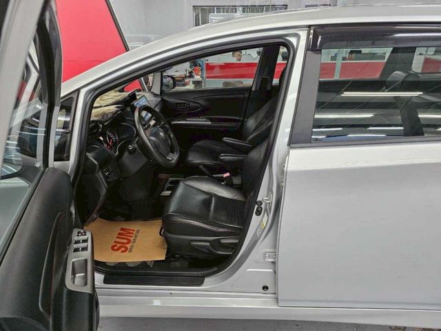 2015年 WISH 安卓機 恆溫空調 後做出風口  倒車影像 電折  第7張相片