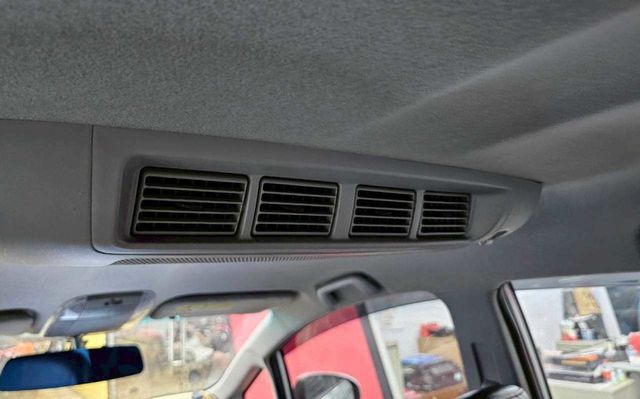 2015年 WISH 安卓機 恆溫空調 後做出風口  倒車影像 電折  第13張相片