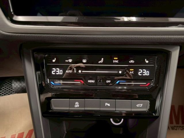 2023年 Touran 280 TSI 僅跑1853 原廠保固到2028 ikey 盲點 ACC 車道維持 電尾門  第17張相片