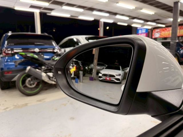 2019年 Golf 280 TSI Highline 盲點 到車影像 IKEY ACC跟車 車道維持 數位儀表  第8張相片