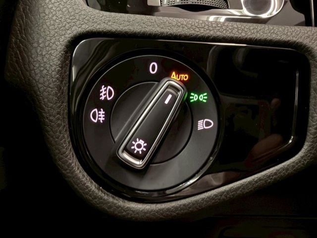 2019年 Golf 280 TSI Highline 盲點 到車影像 IKEY ACC跟車 車道維持 數位儀表  第19張相片