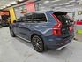 2021 XC90 7人座 全原廠保養 稀有釋出 IKEY 摸門 抬顯 盲點 電尾門 ACC AEB 全景天窗  第2張縮圖