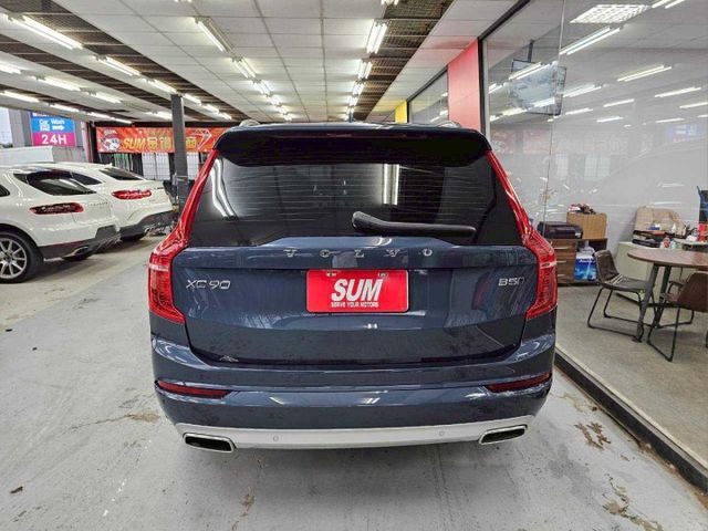 2021 XC90 7人座 全原廠保養 稀有釋出 IKEY 摸門 抬顯 盲點 電尾門 ACC AEB 全景天窗  第4張相片