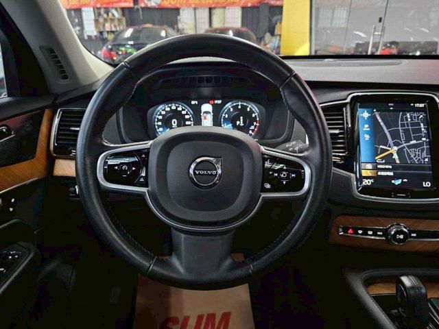 2021 XC90 7人座 全原廠保養 稀有釋出 IKEY 摸門 抬顯 盲點 電尾門 ACC AEB 全景天窗  第14張相片