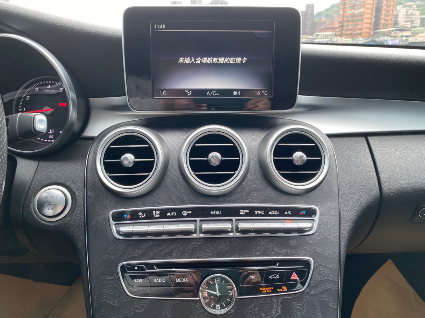 😍2015 W205 Benz C300 Sedan 4WD 柏林之音😍  第6張相片