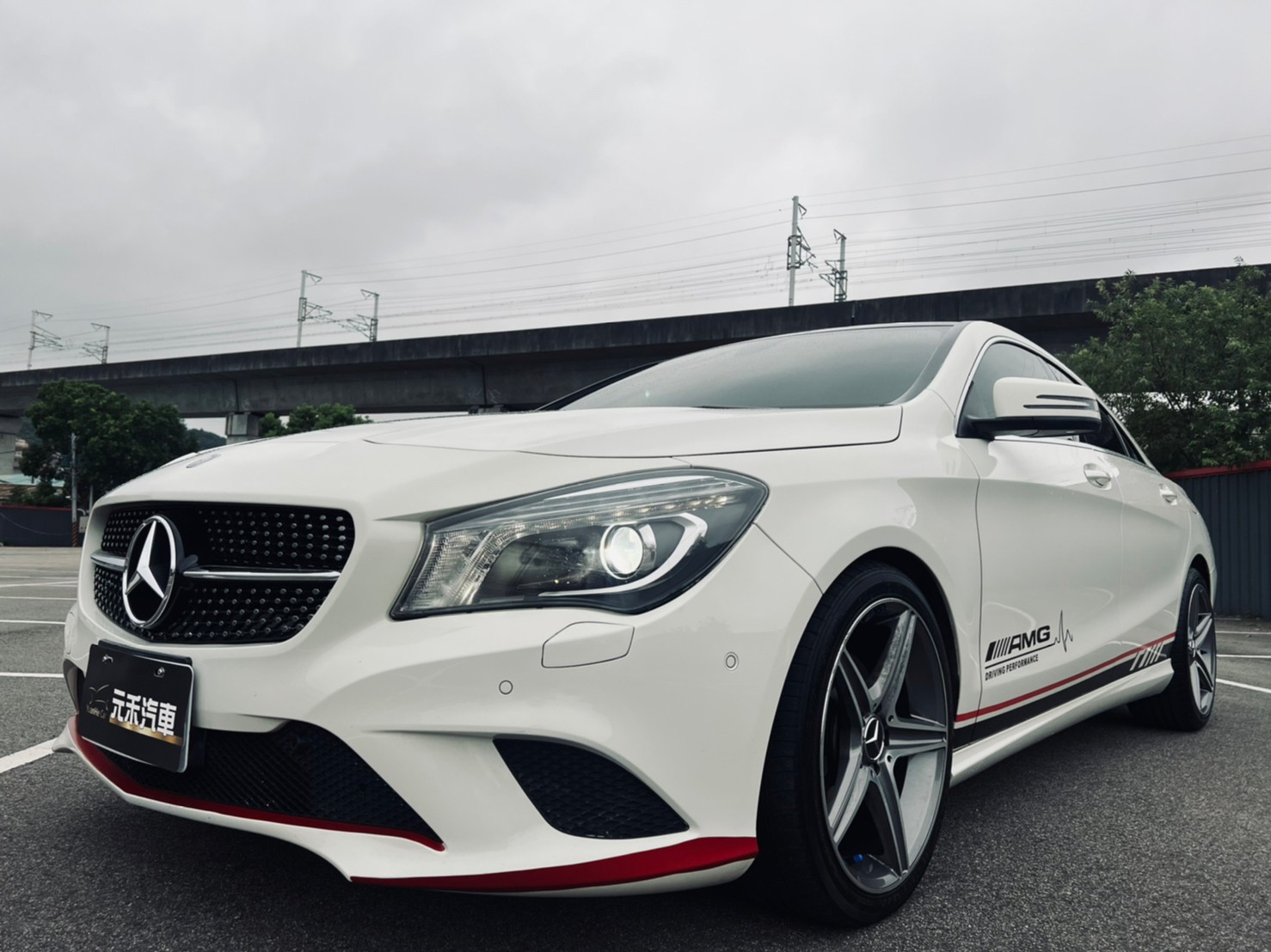 😍2015 C117 BENZ 總代理 Cla200 進口轎跑😍  第2張相片