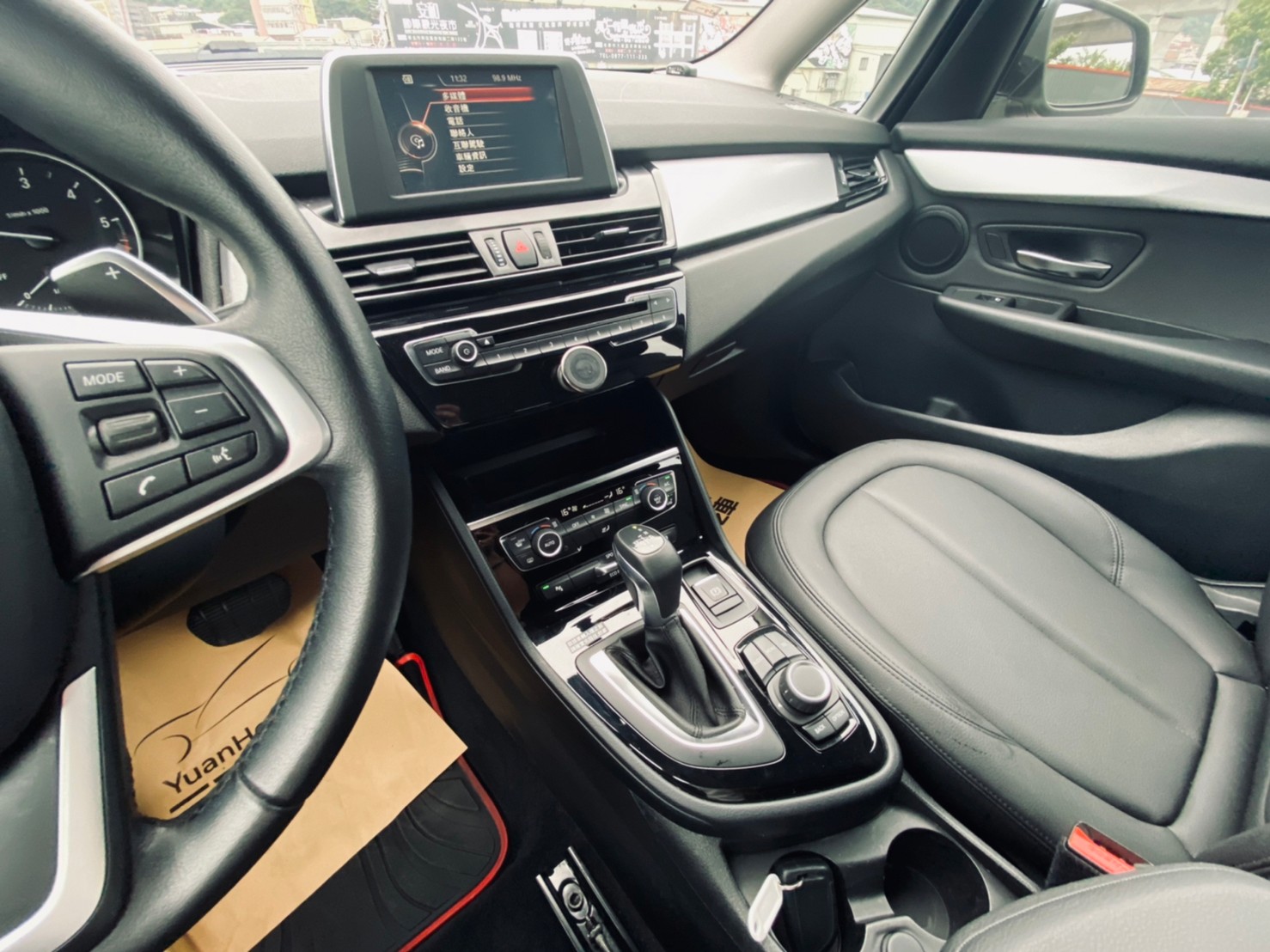 😍2016 F46 BMW 寶馬 汎德總代理 218GT 2.0 柴油七人座 超省油跨界休旅升級 AppleCarPlay Android Auto😍  第6張相片