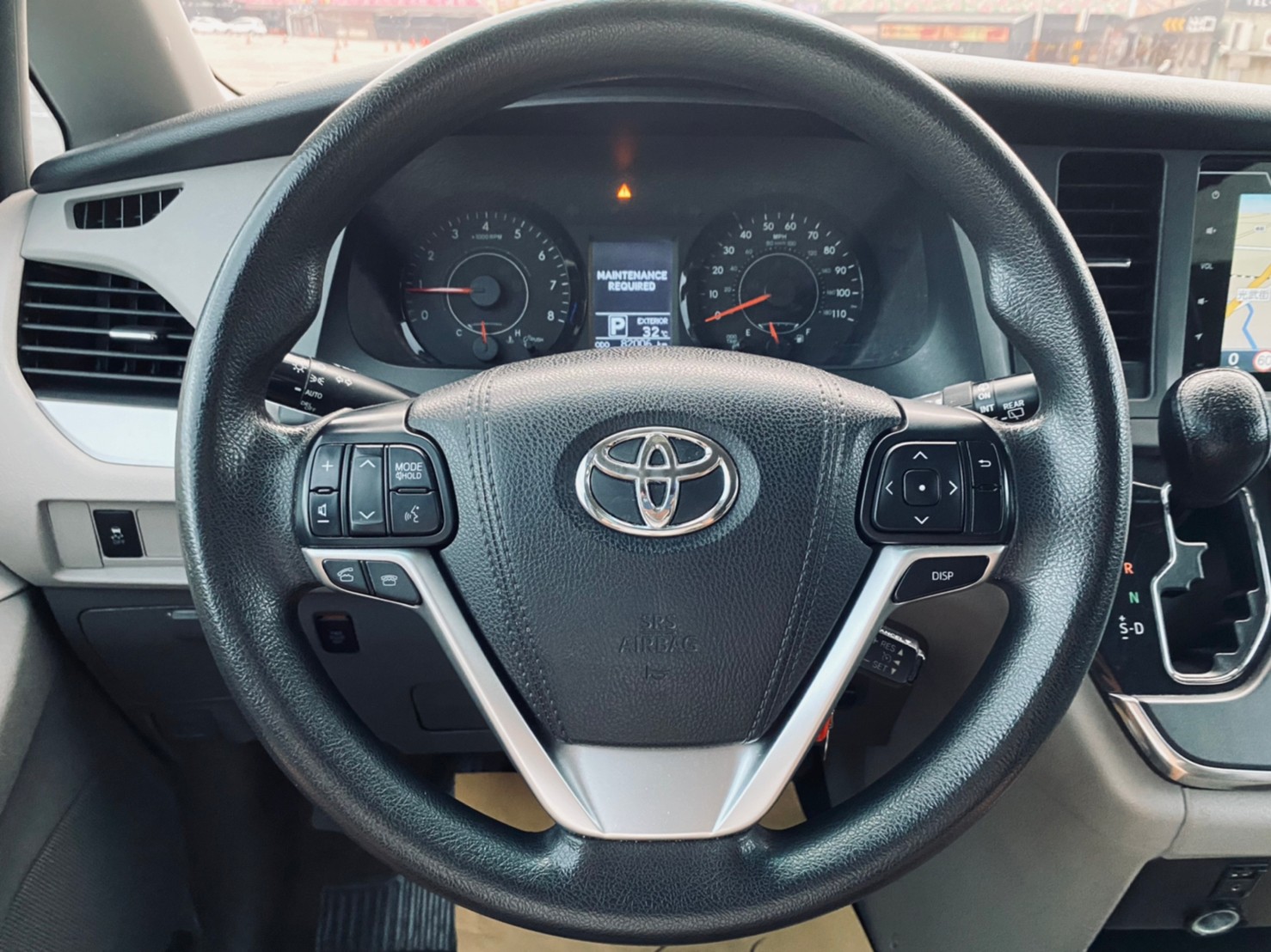 😍2015 Toyota 豐田 Sienna 希安娜 3.5 LE  八人座 廂型休旅 雙電滑門 安卓機  升級SE 19吋鋁圈 後座影音大螢幕 😍  第7張相片