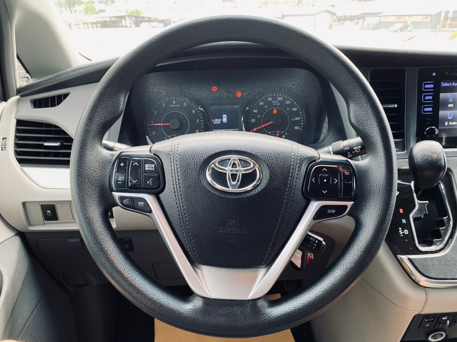 😍2015 Toyota 豐田 Sienna 希安娜 3.5 LE  八人座 廂型休旅 雙邊電滑門 多功能安卓機  升級SE 19吋鋁圈😍(091)  第7張相片
