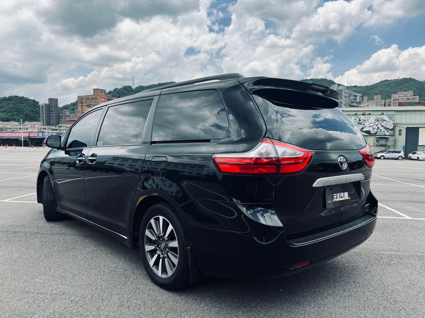 😍2018式 Toyota 豐田 Sienna 希安娜 3.5 Limited  七人座 ACC跟車 環景影像 雙電滑門 電尾門2018式 Sienna Limited A😍(084)  第7張相片