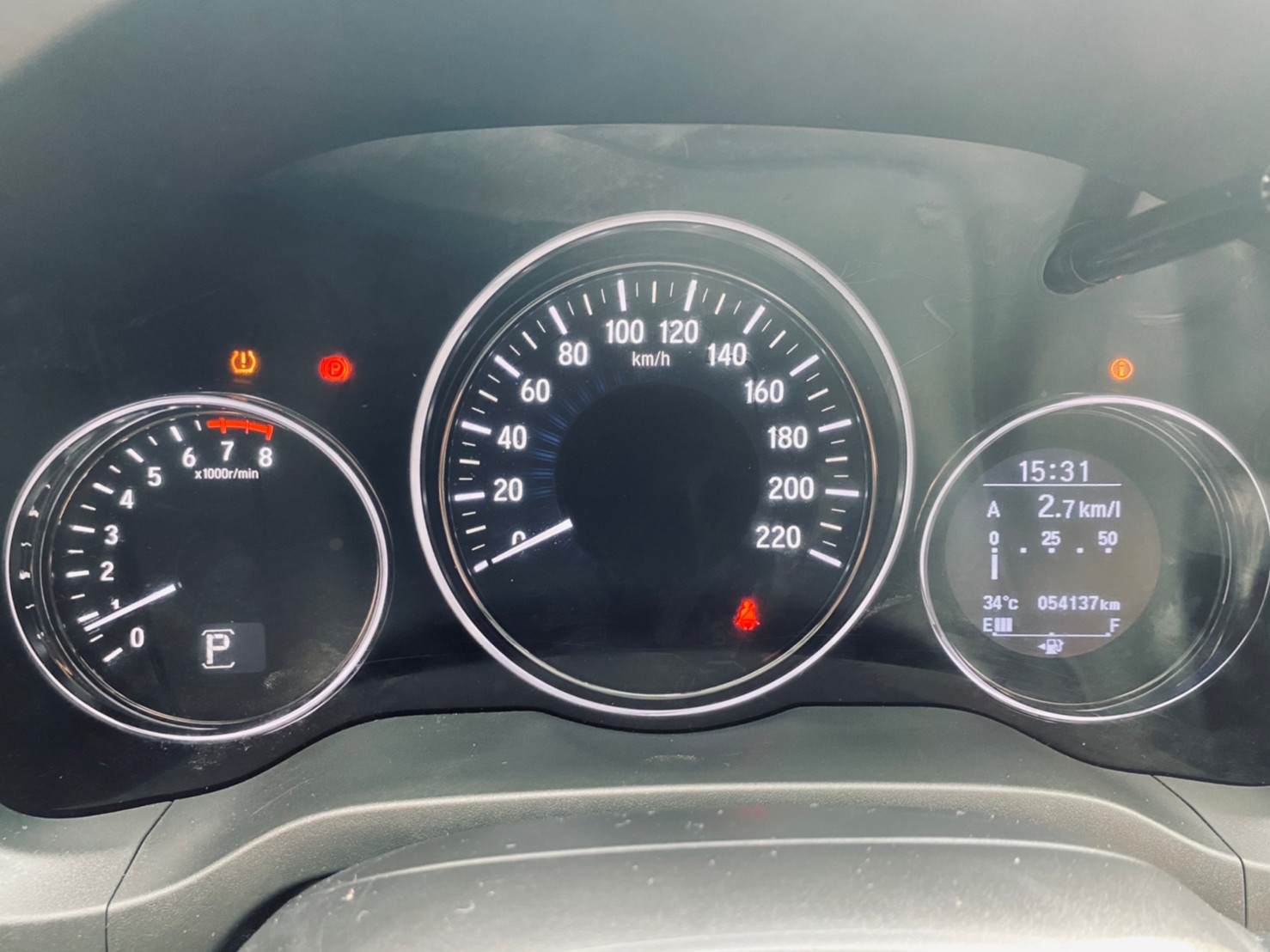 😍2017  Honda 本田 HRV 1.8 頂級S版 升級輕量化鋁圈 超保值 省油時尚掀背休旅😍(072)  第8張相片