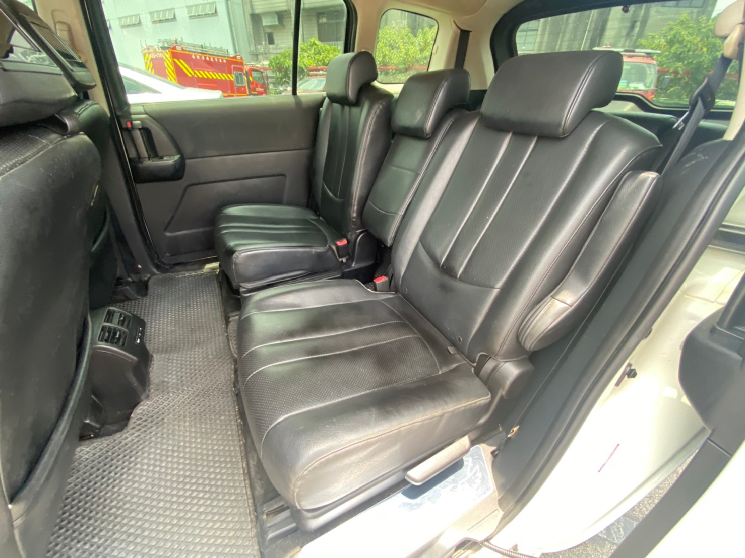 😍2011 馬自達 Mazda 5 Mazda5 馬五 七人座 尊爵型 2.0 天窗 升級安卓機 超便宜七人座休旅 😍(120)  第9張相片