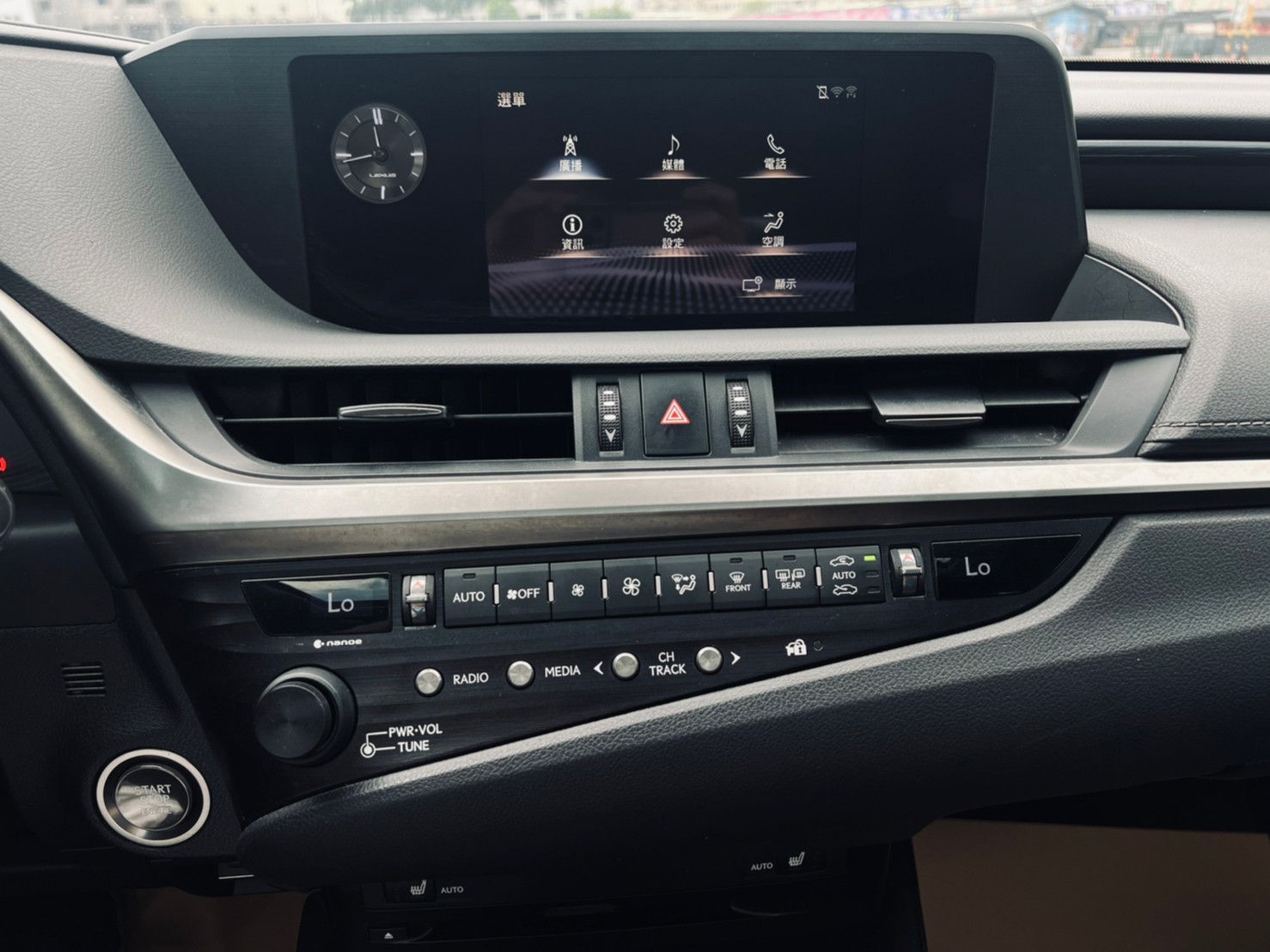 🔥 2019式 第七代 Lexus ES200 2.0豪華版 全新改款 直曝式水箱 ACC跟車 🔥 (017)【阿龍中古車 0968-691-205】  第3張相片