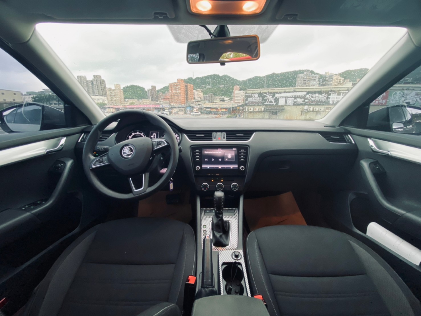 🔥2018 斯柯達 Skoda Octavia 1.0TSI 動能版 CarPlay 超省油稅小車 實跑五萬🔥 (019) 【阿龍中古車 0968-691-205】  第3張相片