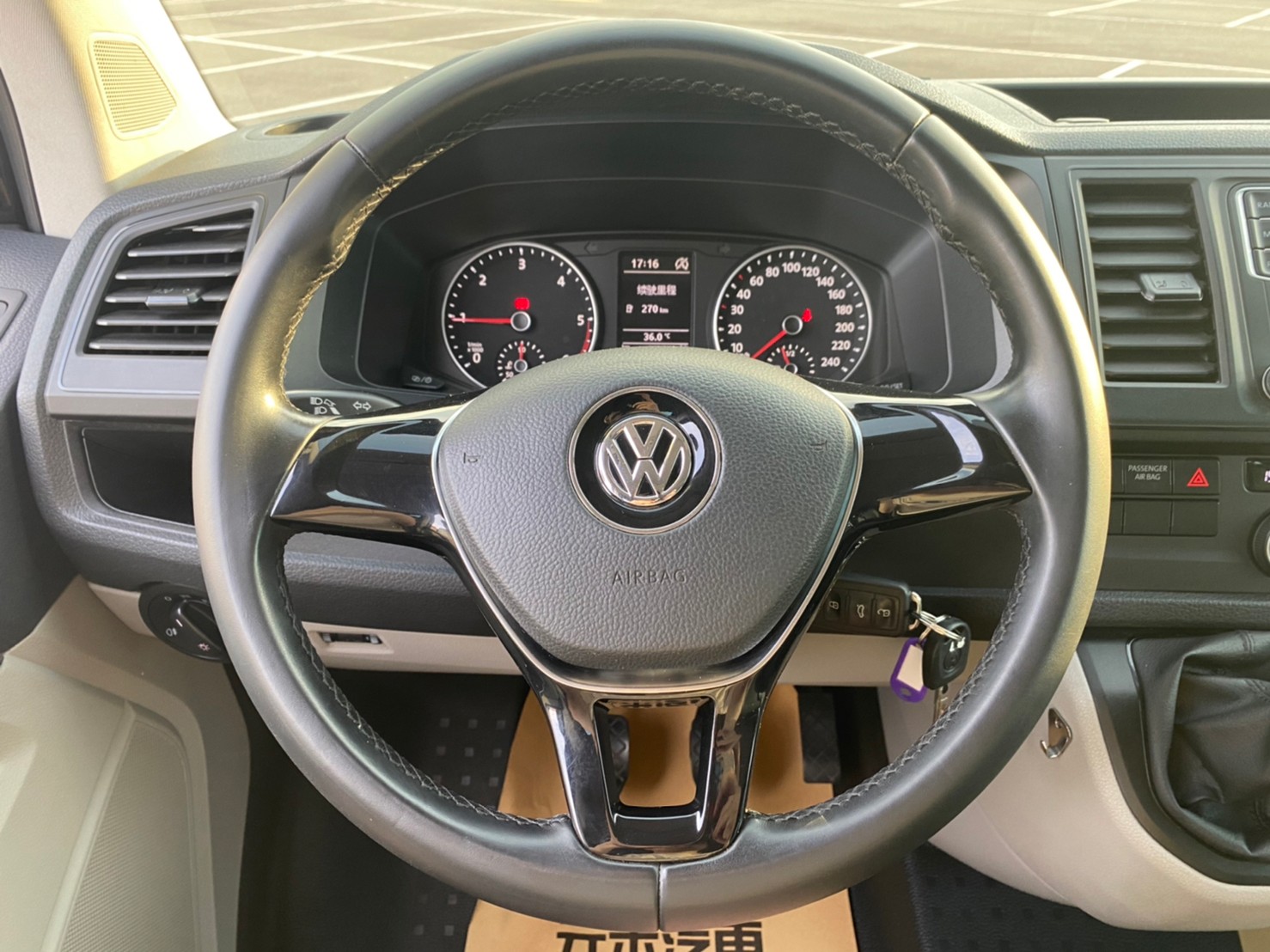  🔥 2019 VW 福斯 T6 L 2.0TDI 75kW M5 手排 四門 九人座 免百萬廂型商務車 🔥 (095) 【阿龍中古車 0968-691-205】  第7張相片