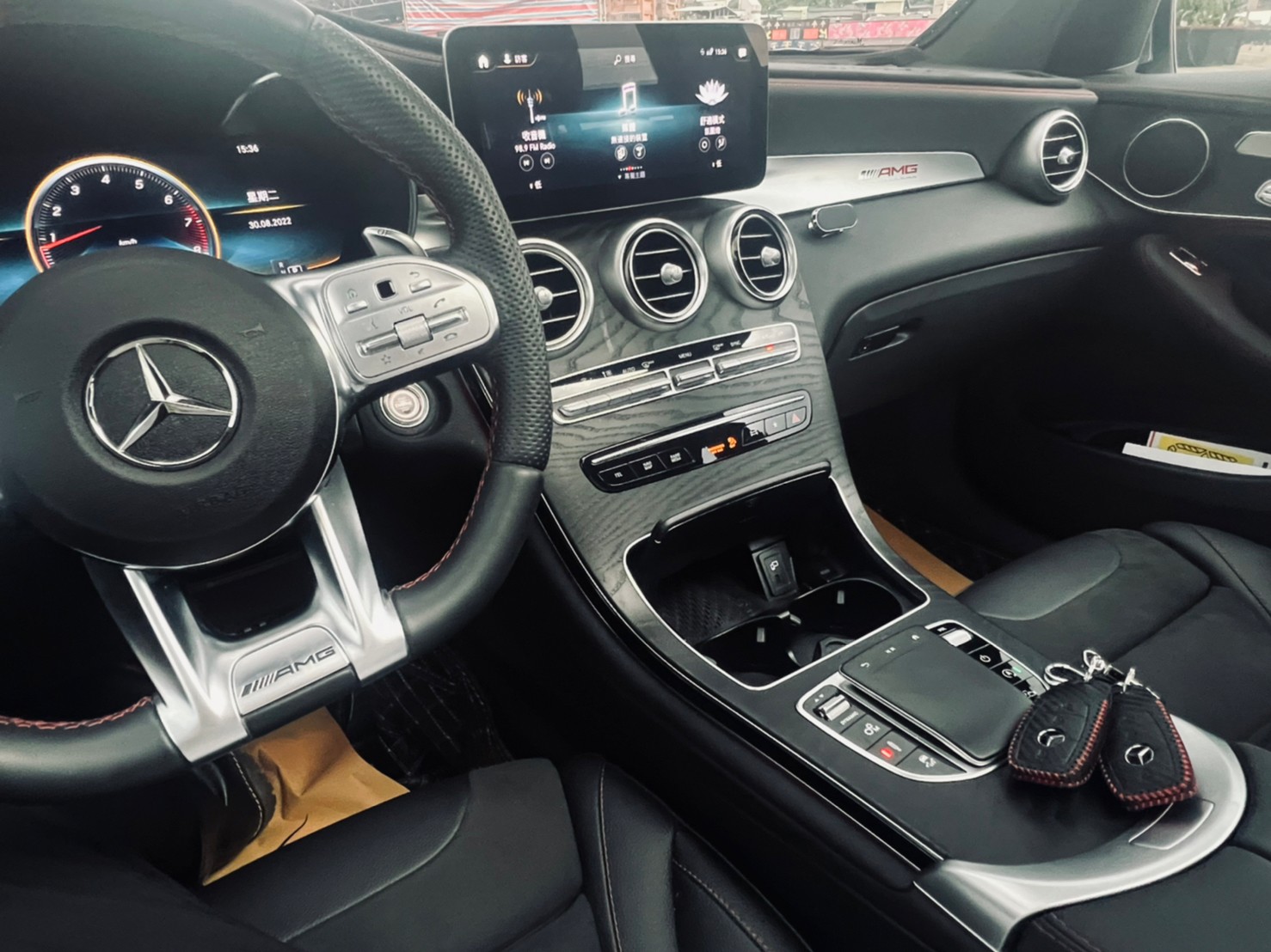 🔥 2022式 C253 BENZ 賓士 GLC GLC43 Coupe AMG 4MATIC 3.0 無線充電 自動停車 僅跑4千 新車保固 🔥 (205) 【阿龍中古車 0968-691-205】  第3張相片
