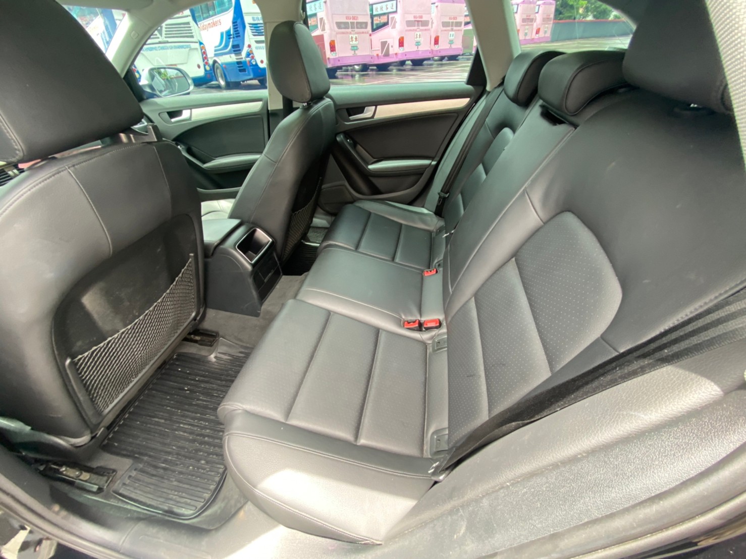 🔥2013式 Audi 奧迪 A4 Avant 1.8 TFSI 旅行車 全景天窗 雙前電動座椅🔥 (084) 【阿龍中古車 0968-691-205】  第2張相片