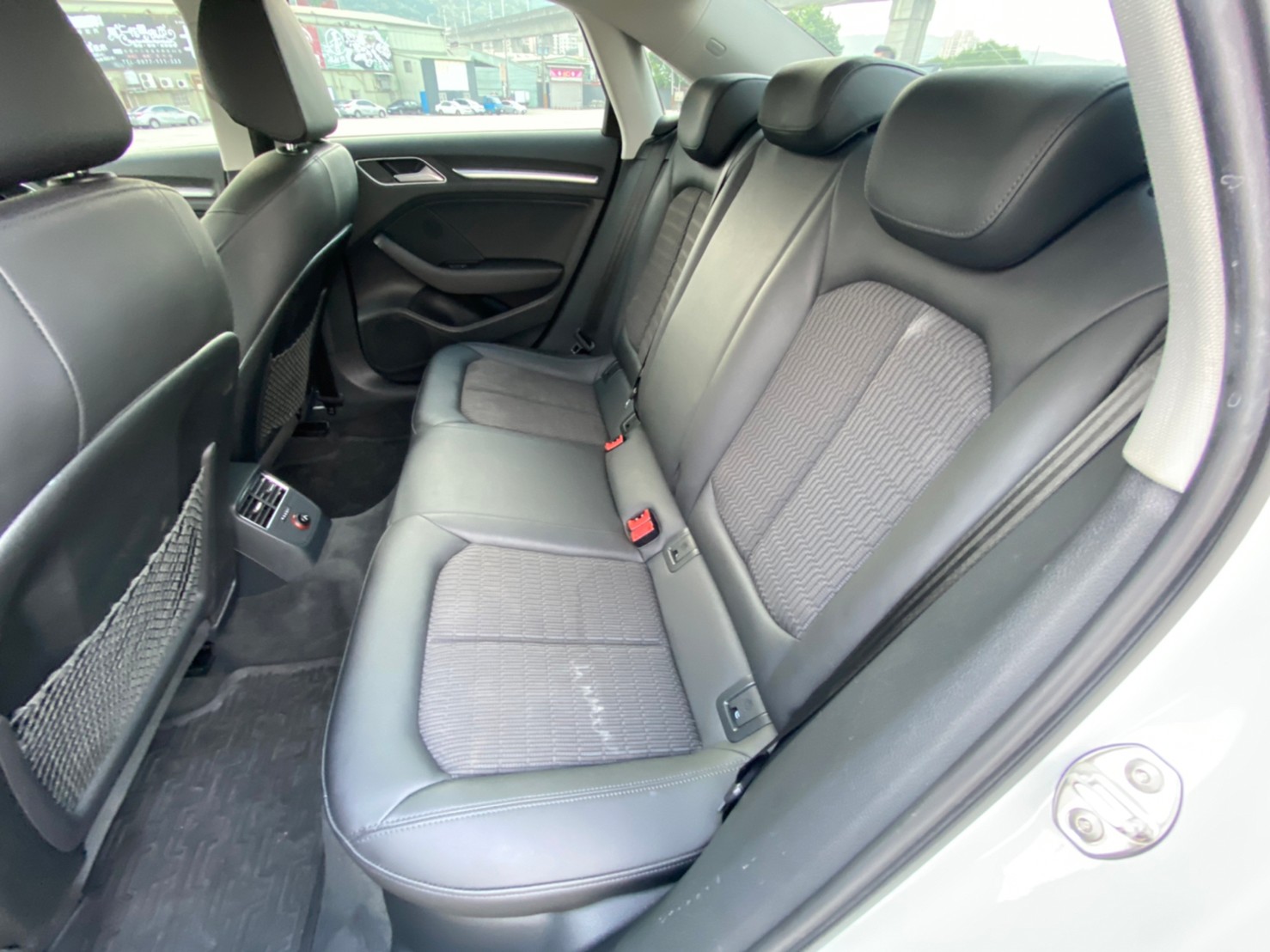 🔥 2014 Audi  奧迪 A3 Sedan 40TFSI 1.8 原價現免百多萬 🔥 (197) 【阿龍中古車 0968-691-205】  第3張相片