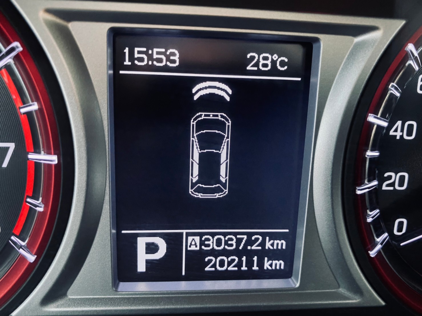 🔥2017式 鈴木 Suzuki Vitara S 1.4 黑白雙色 升級抬頭顯示器 僅跑兩萬 超省油稅小休旅🔥【阿龍中古車 0968-691-205】  第8張相片