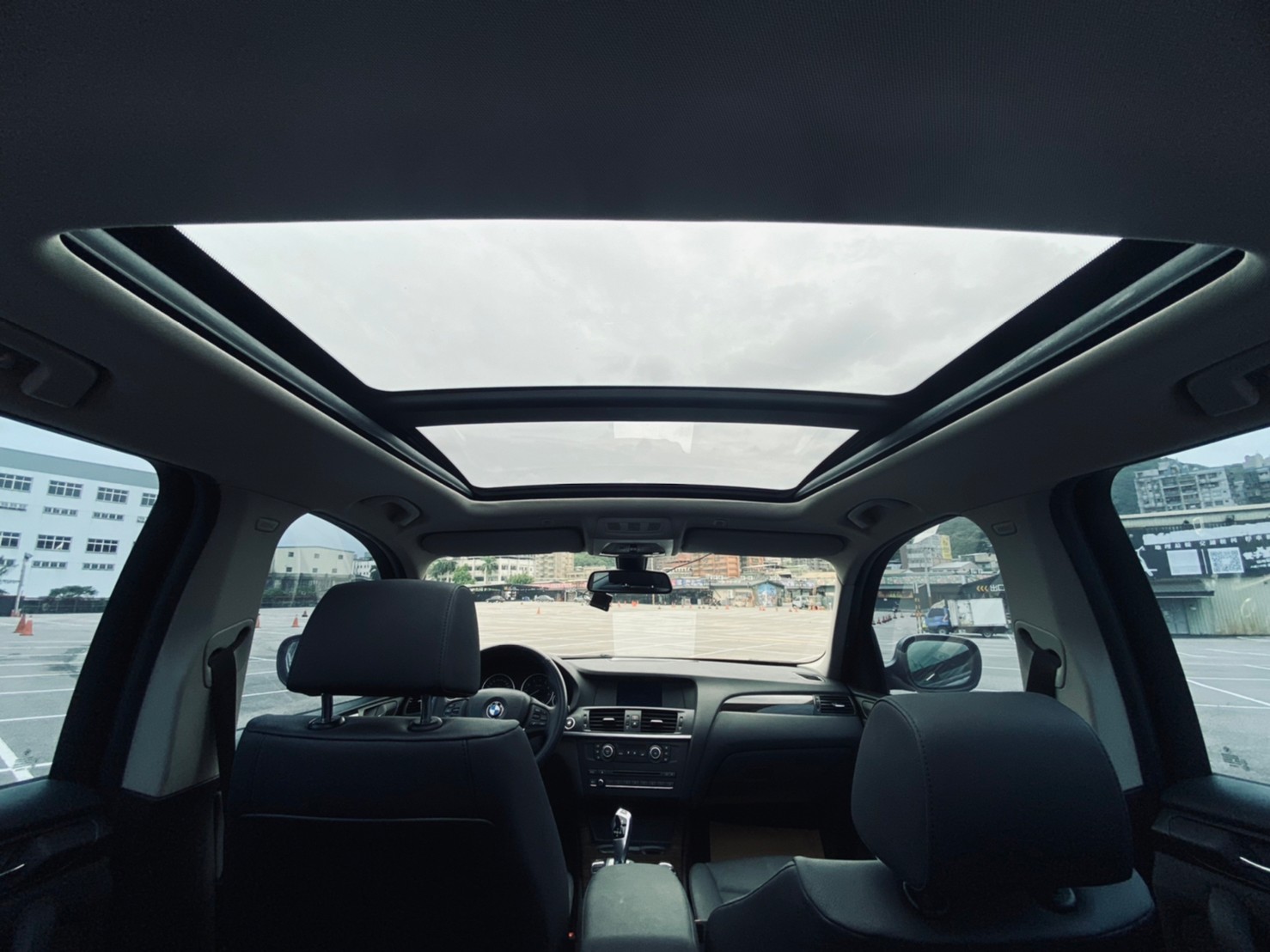 🔥 2013式 BMW 寶馬 X3 xDrive28i 2.0  進口運動休旅 雙前電動椅 全景天窗 🔥 (019) 【阿龍中古車 0968-691-205】  第2張相片