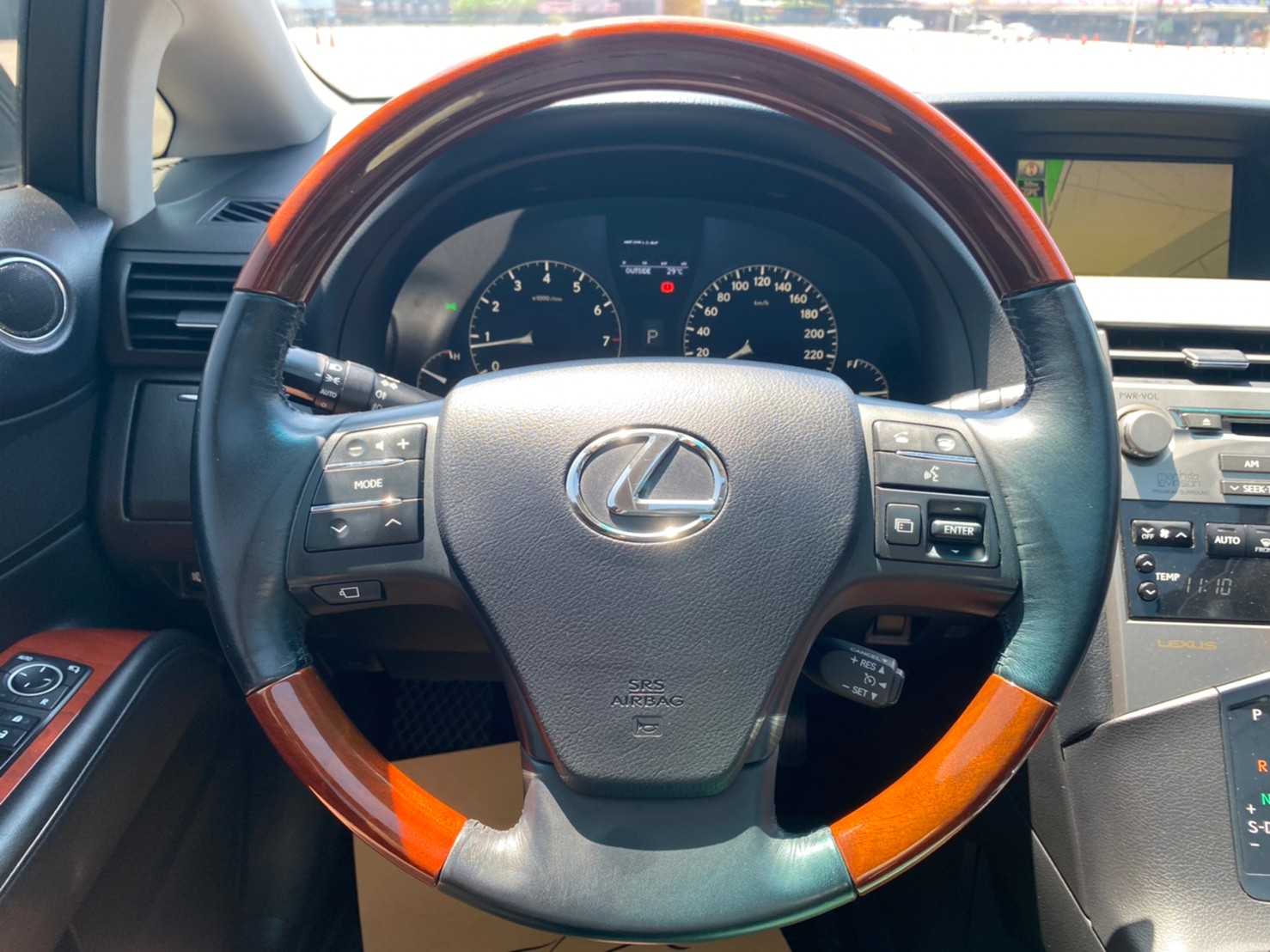 🔥 2009 Lexus 凌志 RX RX350 四驅 全景天窗 HUD抬頭顯示器 電尾門 電冷熱椅 車況極好 50萬有找 🔥 (139) 【阿龍中古車 0968-691-205】  第6張相片