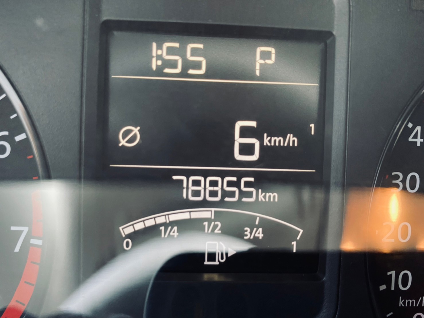 🔥 2015 小改款 福斯 VW Volkswagen Polo 1.6 CL  僅跑7萬 熱門小 掀背 🔥 (026) 【阿龍中古車 0968-691-205】  第8張相片