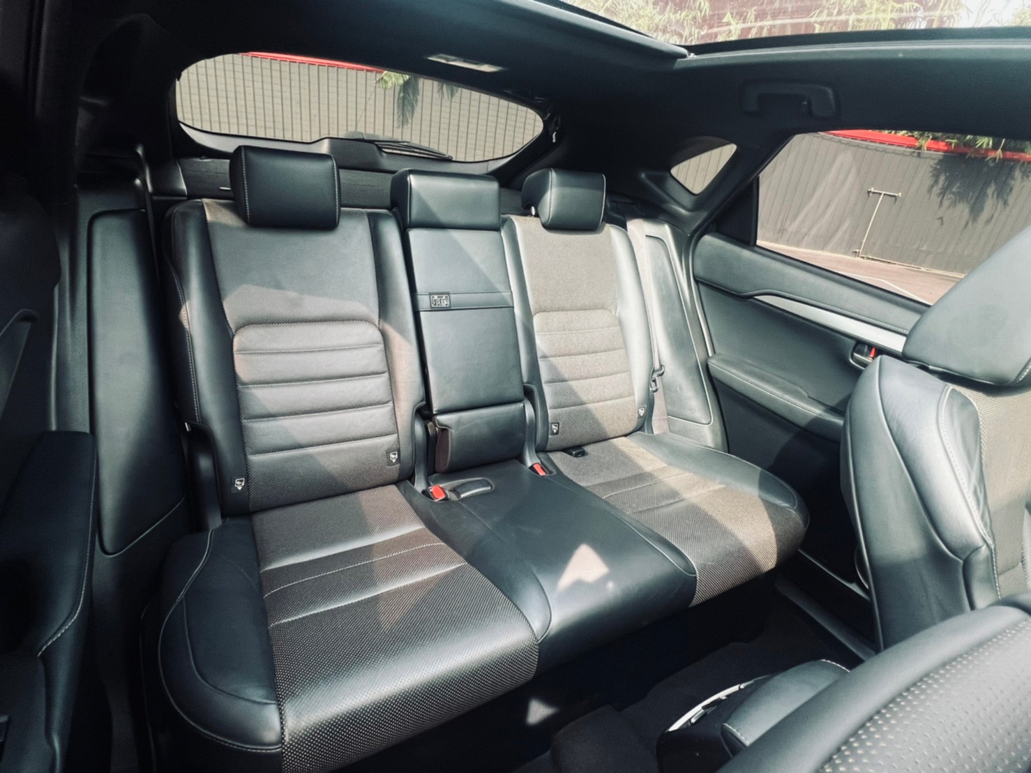 🔥 2017式 Lexus 凌志 NX200t 全景天窗 AWD F Sport 版 環景 電熱椅 🔥 (218) 【阿龍中古車 0968-691-205】  第8張相片