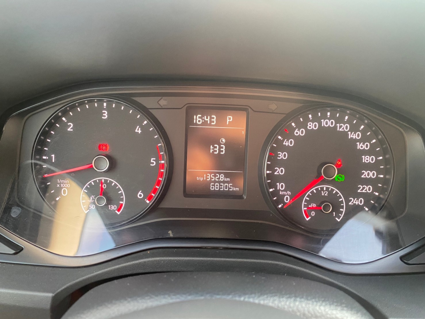 🔥 2019式 福斯 皮卡 VW Volkswagen Amarok V6 3.0 TDI  Comfortline 柴油四驅 皮卡 升級安卓機 🔥 (185) 【阿龍中古車 0968-691-205】  第5張相片