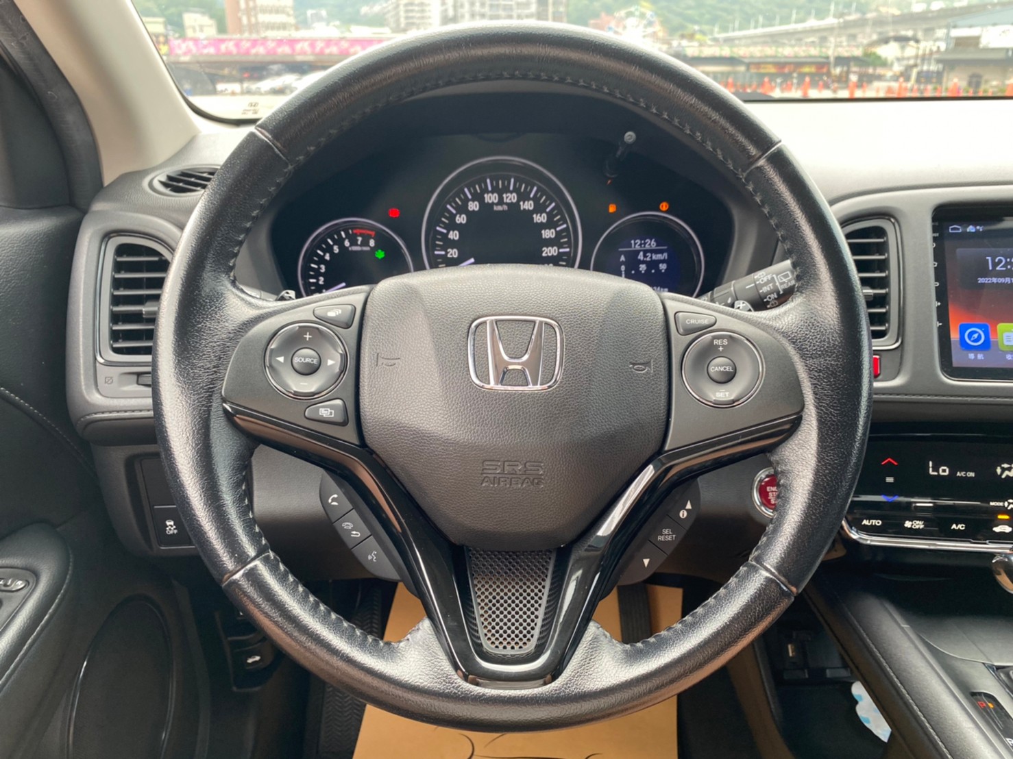🔥2017 Honda 本田 HRV 1.8 頂級S版 附安卓機 便宜實惠 小掀背 🔥 (029) 【阿龍中古車 0968-691-205】  第6張相片