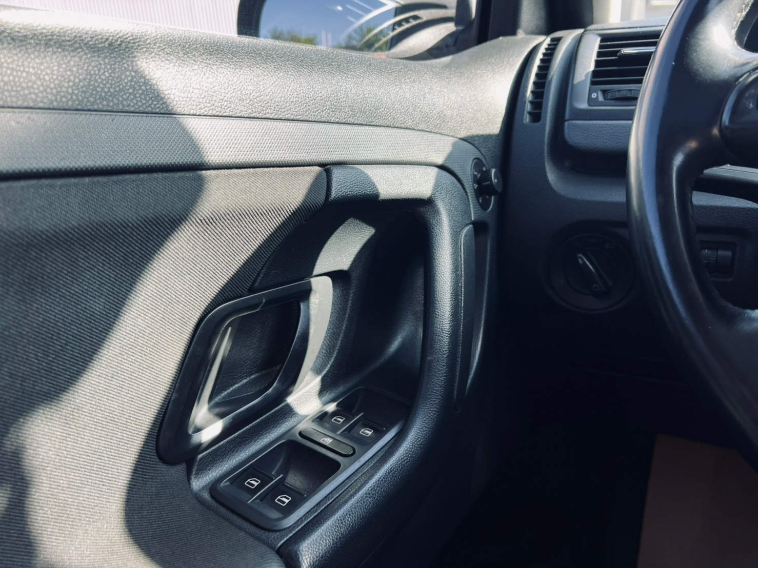 🔥 2013式 Skoda 斯柯達 Fabia 1.2 小排氣量 節能小掀背 🔥 (130) 【阿龍中古車 0968-691-205】  第10張相片