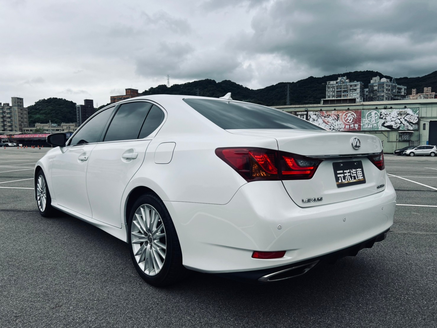 🔥 2012式 Lexus GS GS350 頂級版 米內 大滿配 HUD抬頭顯示器 雙電動冷熱椅 經典紡錘型水箱造型 實跑13萬 🔥 (079) 【阿龍中古車 0968-691-205】  第9張相片
