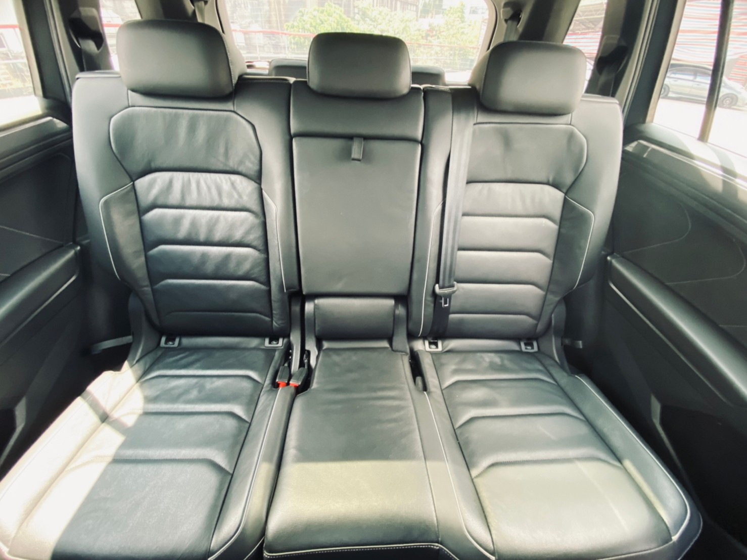 🔥 2019 VW 福斯 Tiguan Allspace 380TSI Performance R版 四驅 七人座 ACC跟車 🔥 (008) 【阿龍中古車 0968-691-205】  第5張相片