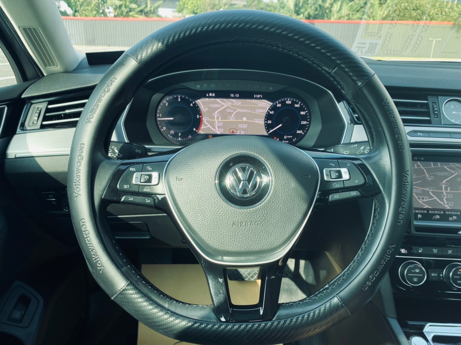 🔥2017式 VW 福斯 Passat Sedan 400TDI HL 2.0d ACC跟車 CarPlay HUD抬頭顯示器  實跑九萬 🔥 (147) 【阿龍中古車 0968-691-205】  第7張相片