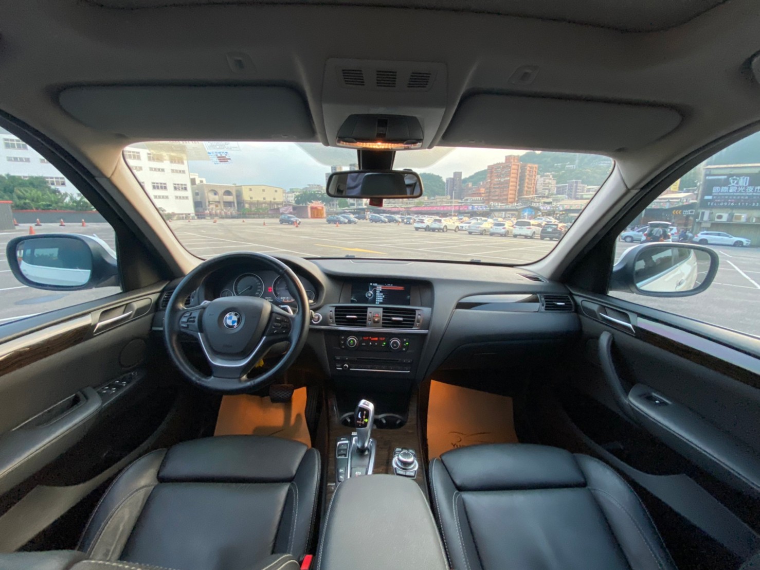 🔥 2013 寶馬 總代理 BMW X3 xDrive20i 2.0 四驅 全景天窗 電尾門 僅跑9萬 🔥 (089) 【阿龍中古車 0968-691-205】  第3張相片