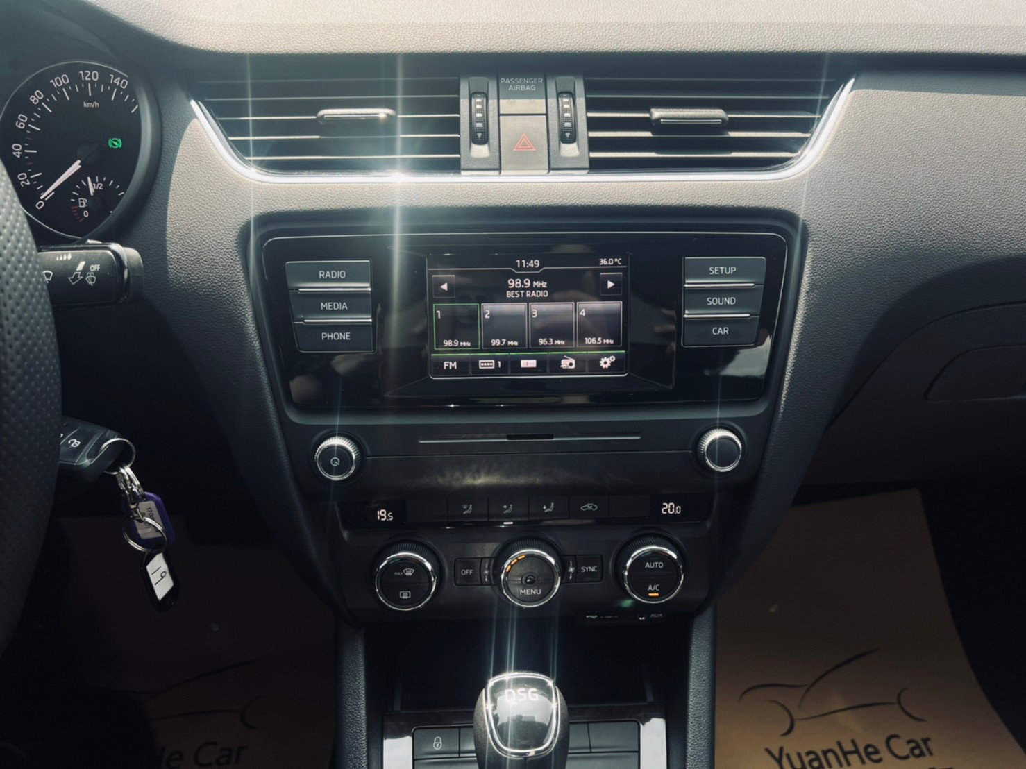 🔥 2017 斯柯達 Skoda Octavia TSI 菁英版 斜背 僅跑二萬!! 🔥【阿龍中古車 0968-691-205】  第5張相片
