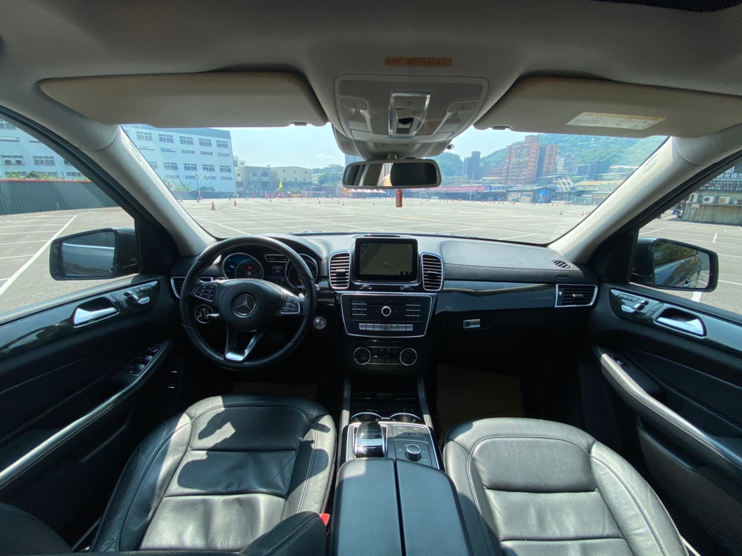 🔥 2016 X166 賓士 總代理 Benz GLS GLS350d 4MATIC 3.0 四驅 七人座 全景天窗/環景/盲點 【阿龍中古車 0968-691-205】  第4張相片