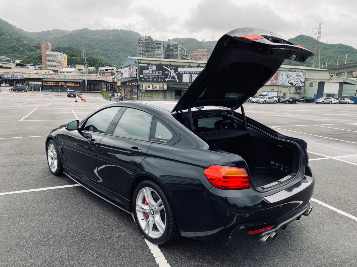 🔥 2016式 F36 寶馬 總代理 BMW Gran Coupe 420i M Sport GC/M版/碳纖維套件/四出尾管 🔥【阿龍中古車 0968-691-205】  第9張相片