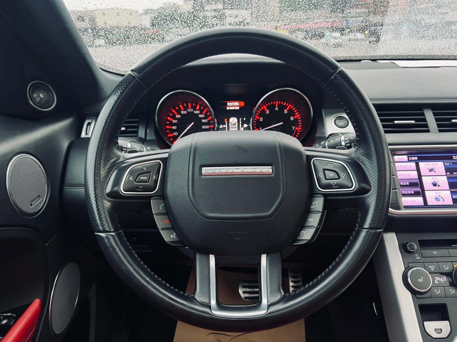 🔥 2013式 荒原路華 Land Rover Range Rover 伊弗 Evoque 5D Dynamic+ 糖果紅 紅內 全景天窗 電尾門 Meridian環繞音響 🔥【阿龍中古車 0968-691-205】  第9張相片