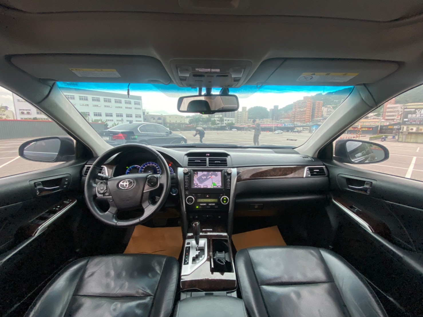 🔥 2012  Toyota 冠美麗 Camry Hybrid-Q 雙電動椅/HUD抬頭顯示器 🔥173【阿龍中古車 0968-691-205】  第3張相片