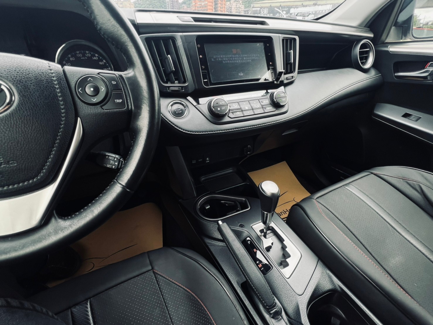🔥 2018 4.5代 Toyota RAV4 環景/CarPlay/HUD抬頭顯示🔥72【阿龍中古車 0968-691-205】  第3張相片