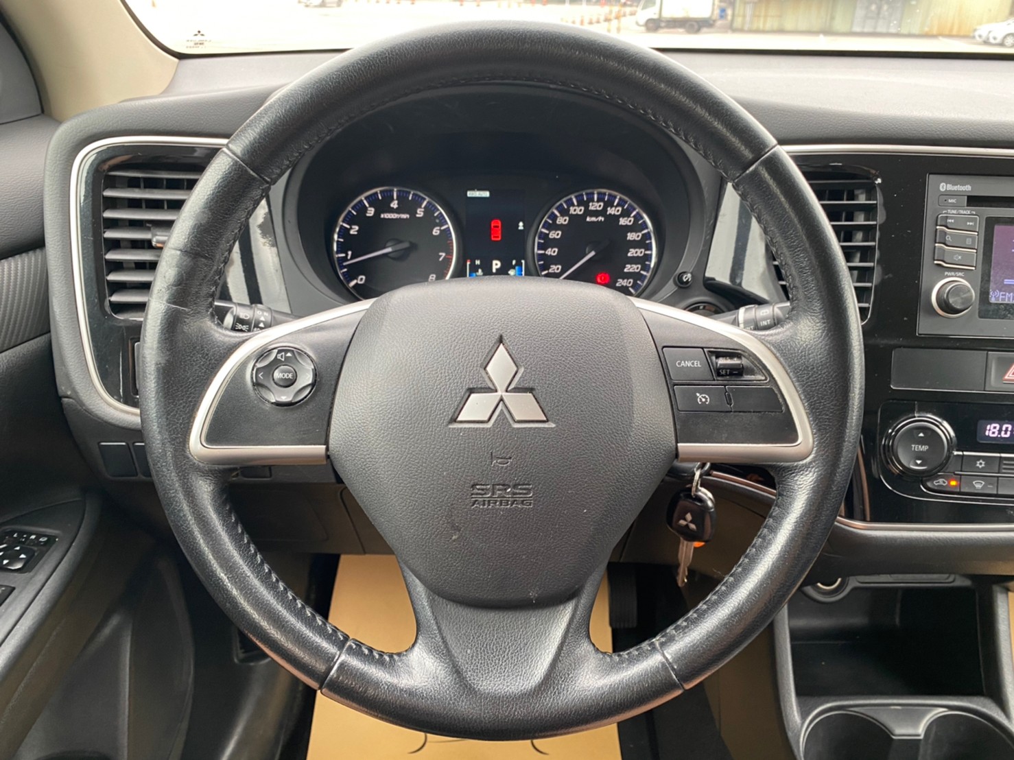 🔥 2015  Mitsubishi Outlander 四驅 奧蘭德 免35萬超優惠🔥175【阿龍中古車 0968-691-205】  第5張相片