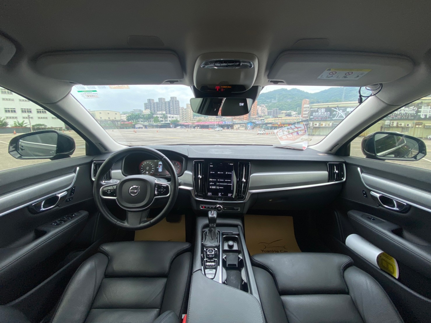 🔥 2017 Volvo S90 T5 Momentum 跟車/電尾門/實跑4萬 🔥177【阿龍中古車 0968-691-205】  第3張相片