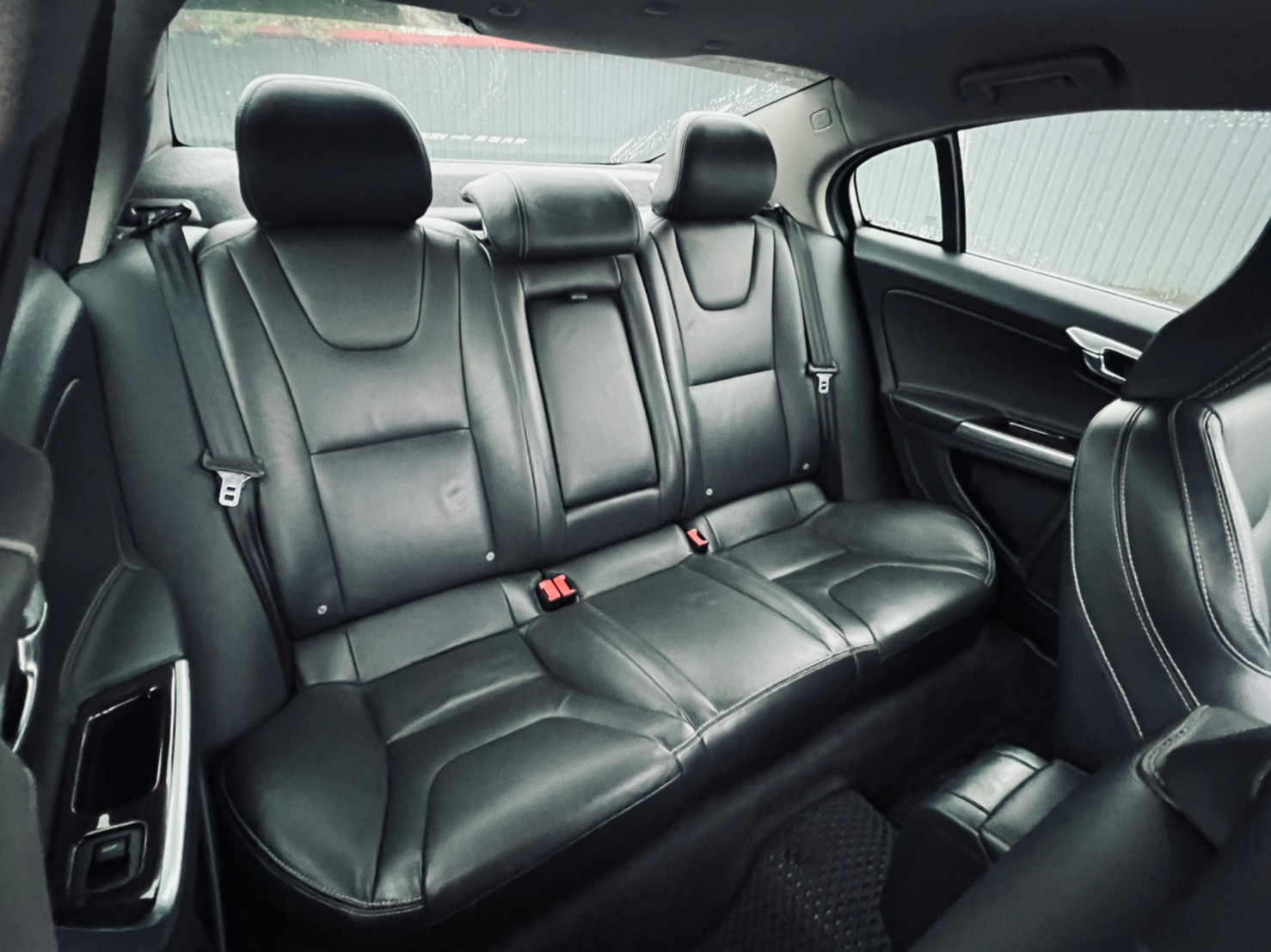 🔥2016式 Volvo S60 T4豪華版 自動停車/現折一百多萬🔥107【阿龍中古車 0968-691-205】  第8張相片