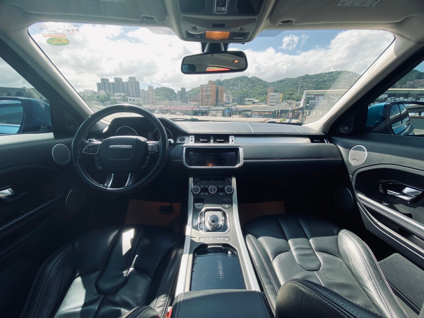 🔥 2012 路虎 荒原路華 Land Rover Range Rover Evoque 伊弗 四驅英系SUV/全景天窗/電尾門/Meridian環繞音響/升級安卓機 🔥216【阿龍中古車 0968-691-205】  第3張相片