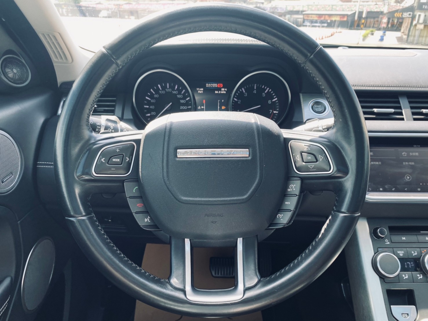 🔥 2012 路虎 荒原路華 Land Rover Range Rover Evoque 伊弗 四驅英系SUV/全景天窗/電尾門/Meridian環繞音響/升級安卓機 🔥216【阿龍中古車 0968-691-205】  第7張相片