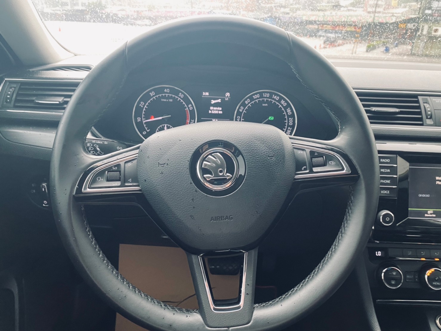 🔥 2016 SKODA 斯柯達 Superb Combi 旅行款 /CarPlay/電尾門 🔥221【阿龍中古車 0968-691-205】  第7張相片